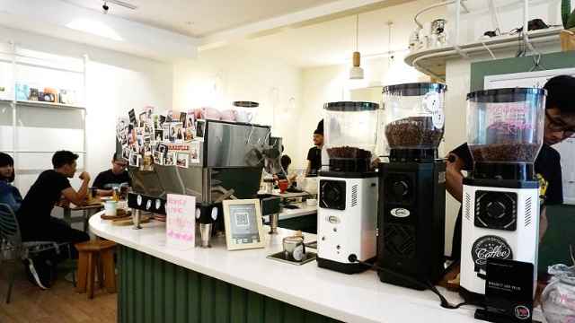 Franchise Titik Koma Coffee
