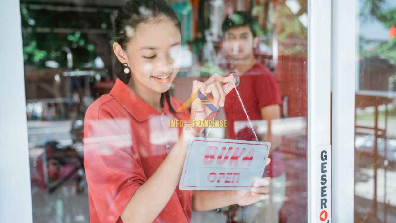 Usaha franchise Denpasar Bali makanan kekinian terlaris 2025