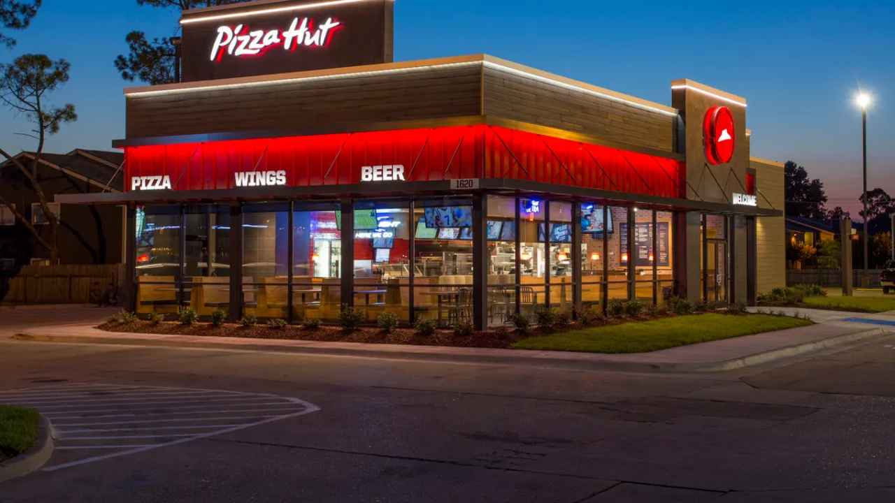Biaya Franchise Pizza Hut estimasi balik modal di 2025