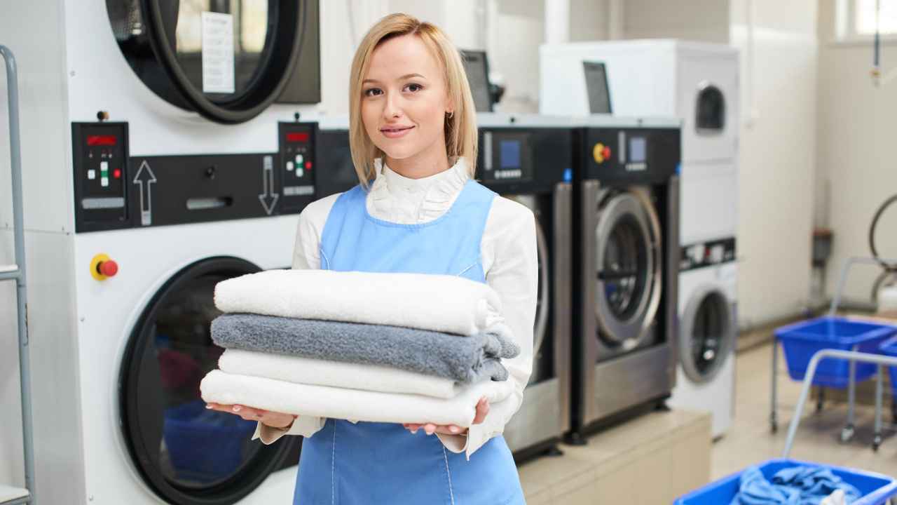 Bisnis Laundry di Indonesia 19 franchise pilihan mana paling profit?